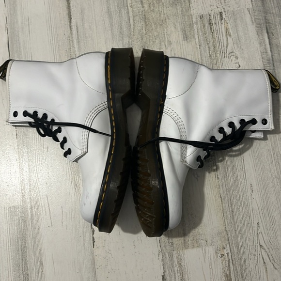 Dr. Martens White Combat Boots Size 8 - Picture 6 of 10